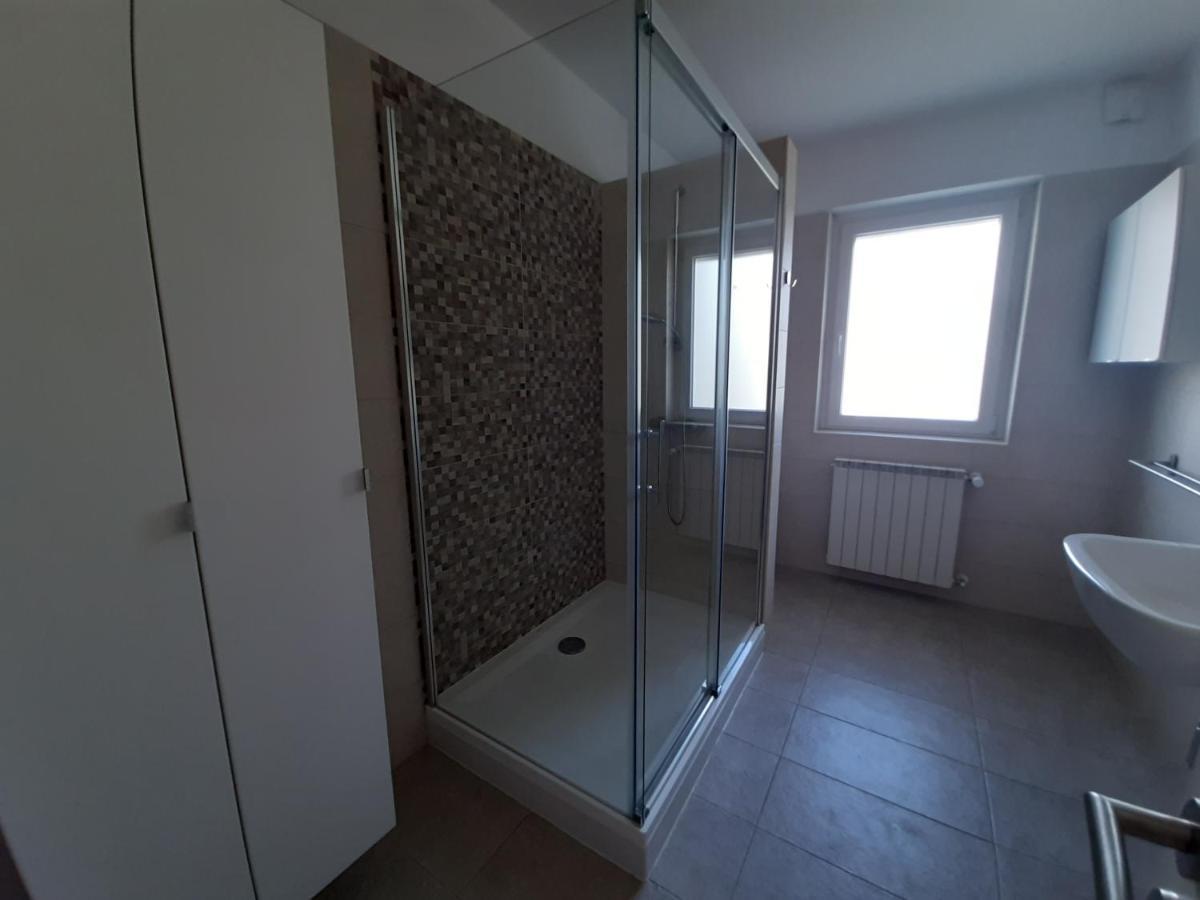 Apartment Sol, Izola, San Simon Εξωτερικό φωτογραφία